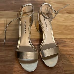 Rose gold like heels cannot find anywhere.